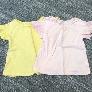 To GAP t shirts 3T excellent condition